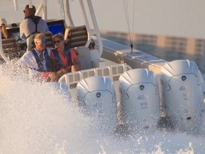 Di quali dimensioni è necessario il motore fuoribordo per la mia barca?